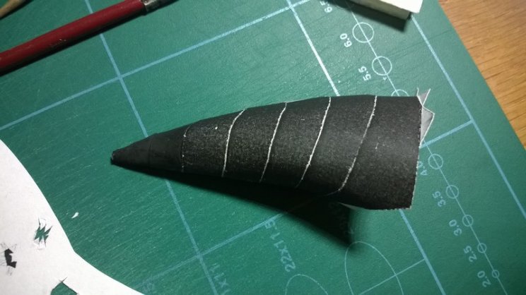 Papercraft, a világ leghatalmasabb nyomozója - 2. kép