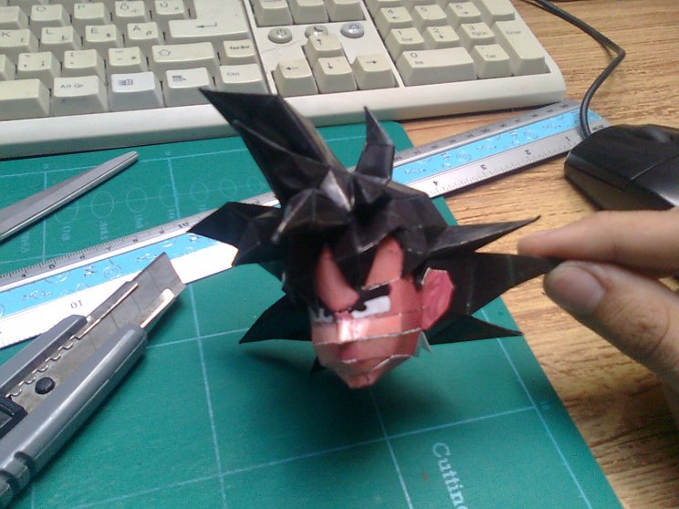 Papercraft, avagy másik Goku - 3. kép