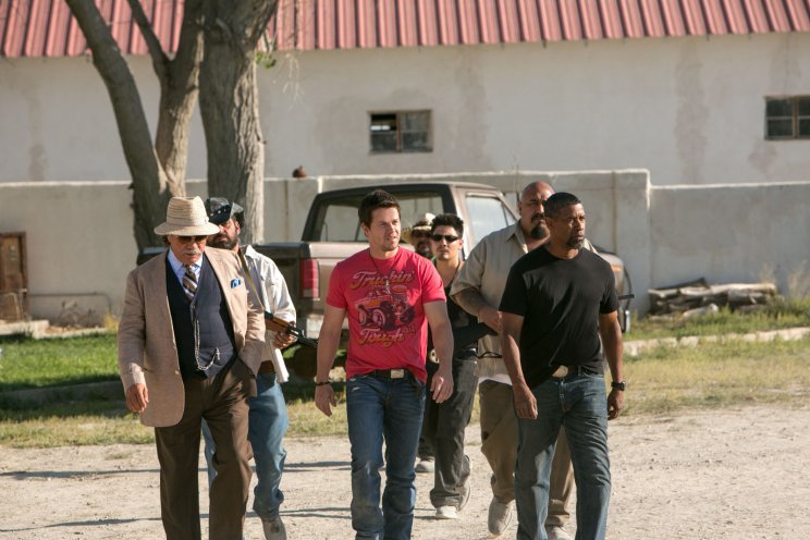 Az öreg Papi Greco (Edward James Olmos) és bandája mindig rosszban sántikál