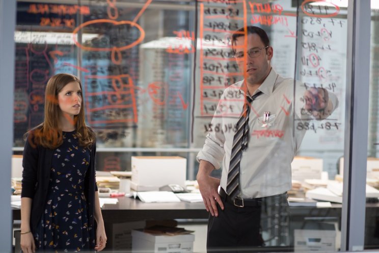 Dana Cummings (Anna Kendrick) nem akkora zseni ugyan, de neki is leesik a tantusz