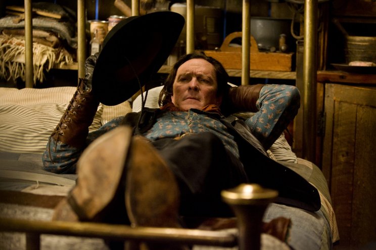 Joe Gage (Michael Madsen) nem szereti, ha ugráltatják