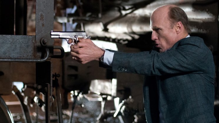 Ed Harris is hadonászik de jól áll neki a maffiagóré szerep (is)