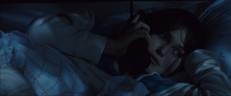 Rob terhes felesége, Jen (Keira Knightly) megértően viseli férje szenvedélyét
