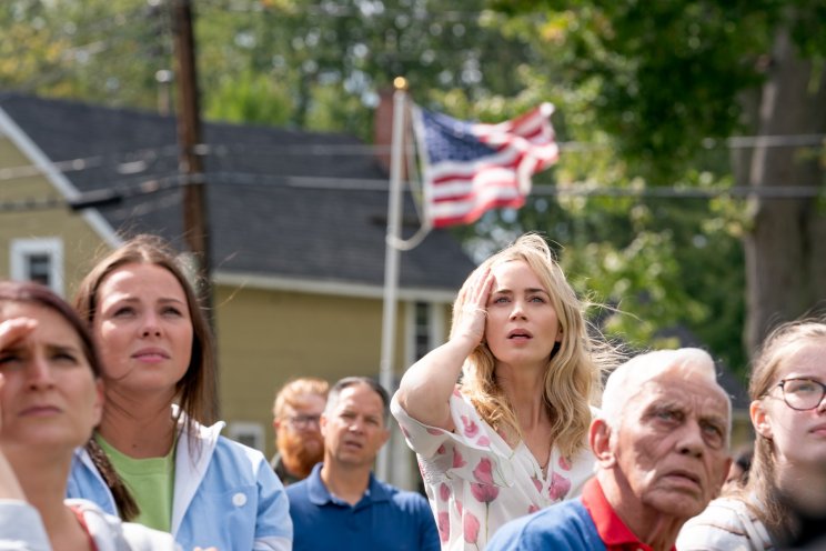 Evelyn Abbott (Emily Blunt) és a békés kisváros lakói még sosem láttak ilyesmit