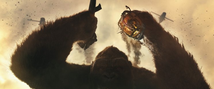 King Kong nem annyira örül a szigetére látogatóknak, ennek megfelelően üdvözli őket