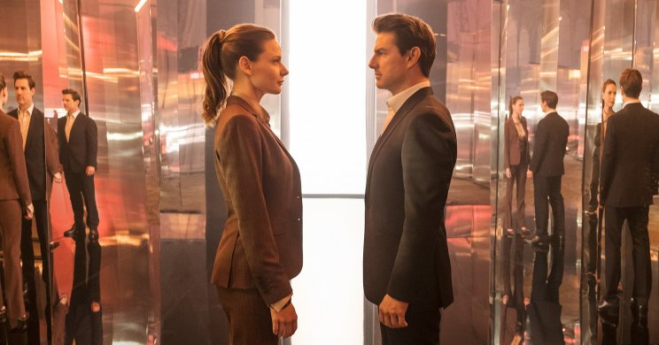 Ilsa Faust (Rebecca Ferguson) és Ethan gondolatolvasási gyakorlaton
