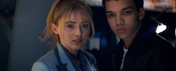 Lucy Stevens (Kathryn Newton) könnyen rátukmálja magát hősünkre