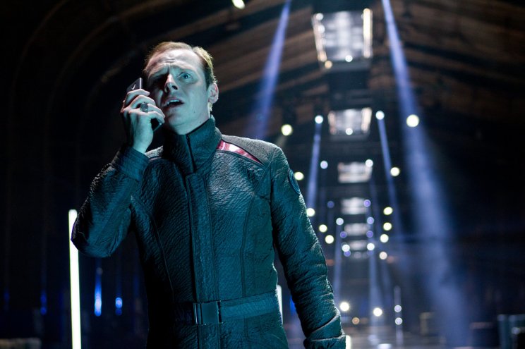 Scotty (Simon Pegg) ezúttal nem egyszerű főgépészként tündököl