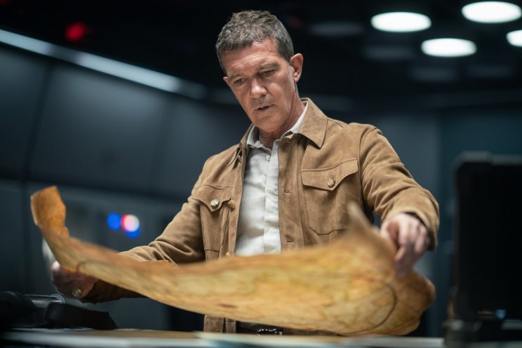 Moncada (Antonio Banderas) semmitől sem riad vissza, hogy övé legyen a zsákmány
