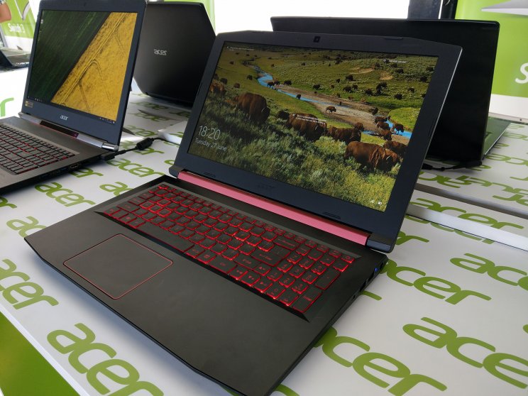 Rengeteg gamer újdonságot mutatott be itthon is az Acer - 2. kép
