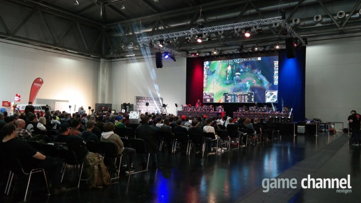 Az eSport már a VIECC szerves része is, helyet alig találni