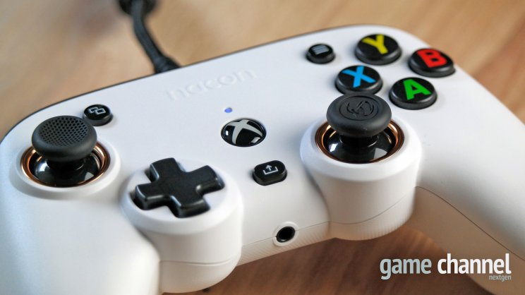 A programozható gombok mellett a Dolby Atmos a Nacon Pro Compact óriási előnye