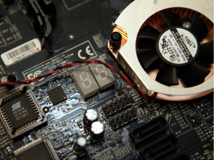 NVIDIA nForce 590 SLI - 2. kép