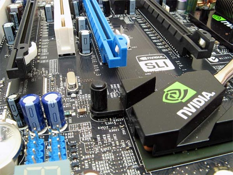 NVIDIA nForce 590 SLI - 6. kép
