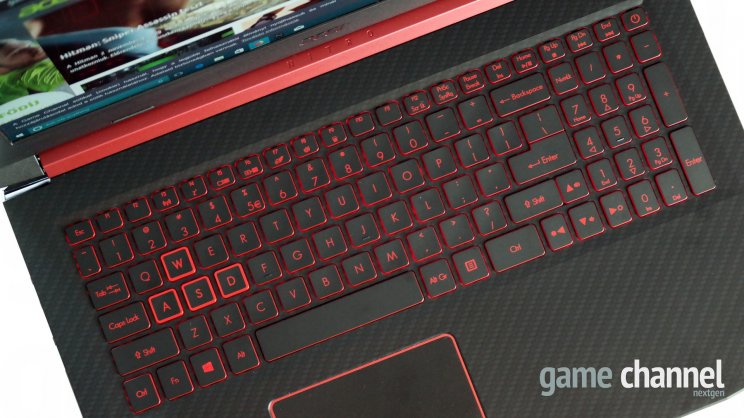 Nem csak gamereknek lesz kiváló a billentyűzet, a W-A-S-D azonban nekik dedikált!