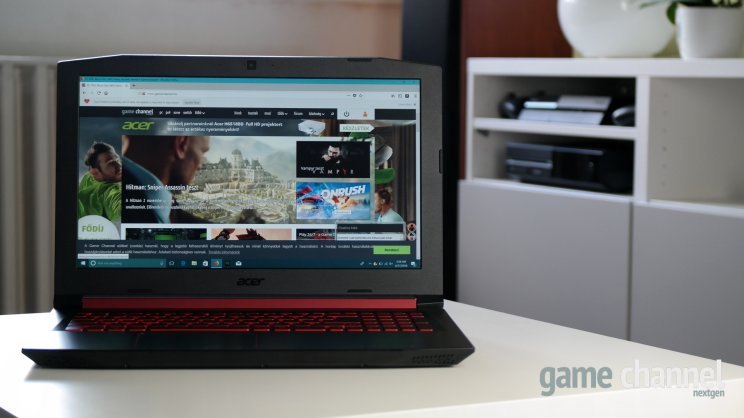Mindenhol jól mutat, gamer laptophoz képest az üzemidő is nagyszerű