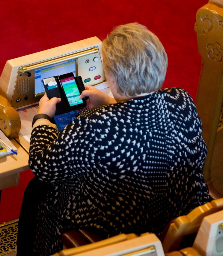 A norvég politikusok már a parlamentben tolják a Pokémon Go-t - 2. kép