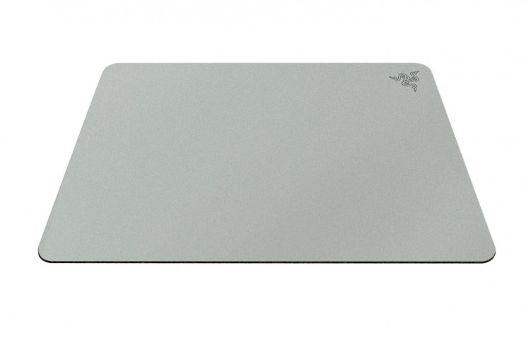 A Razer piacra dobta új Scarab egérpadját - 3. kép