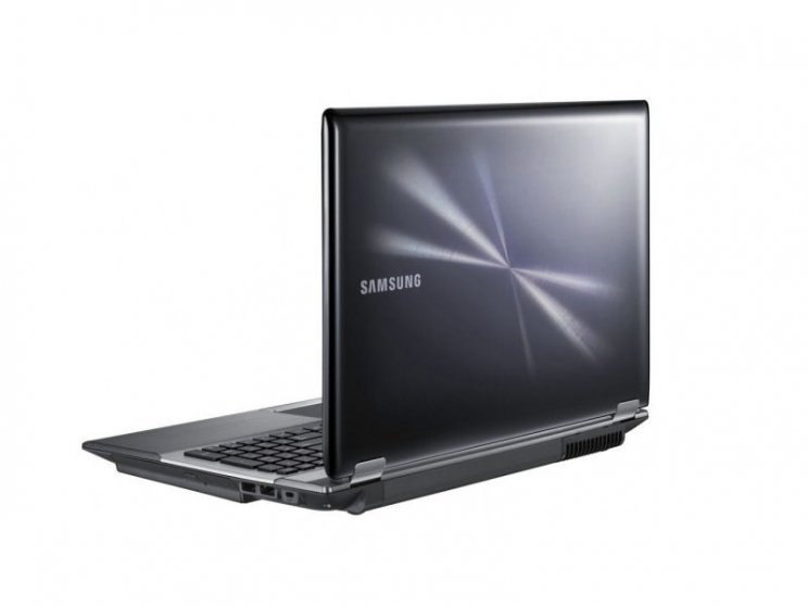 A Samsung piacra dobta új RF510-es laptopját - 2. kép