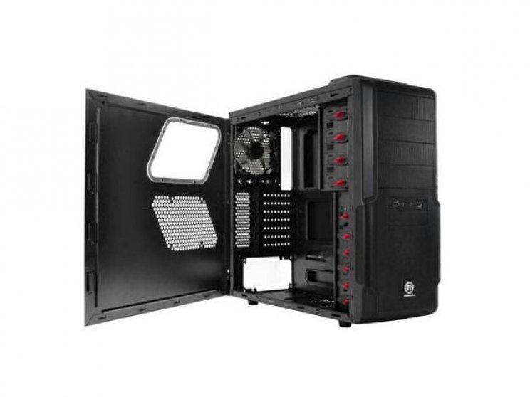 A Thermaltake bemutatta új Dokker számítógépházát - 2. kép