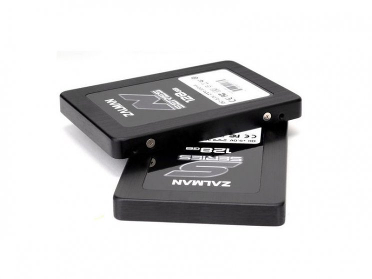 A Zalman bemutatta első SSD tárolóit - 2. kép
