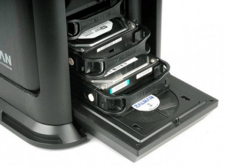 A Zalman bemutatta új GS1200-as számítógépházát - 4. kép