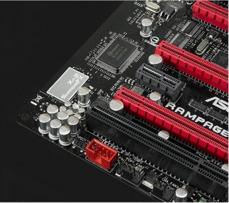 Az Asus bemutatta új Rampage III Formula alaplapját - 4. kép