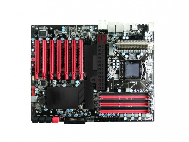 Az EVGA bemutatta legújabb X58 Classified 4-Way SLI alaplapját - 2. kép