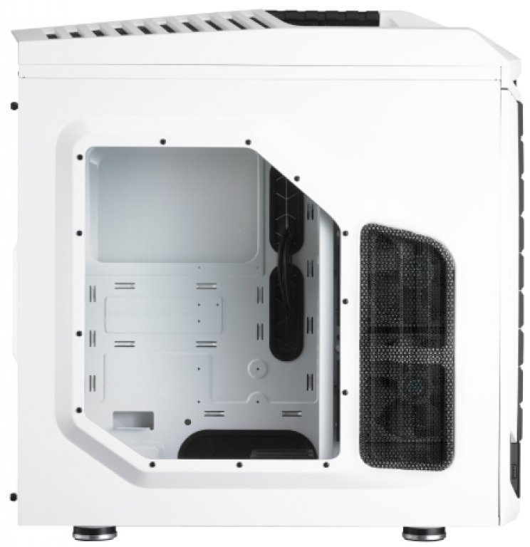 Bemutatkozott a Cooler Master új Storm Stryker számítógépháza - 3. kép