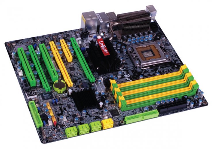 DFI: Két új alaplap Core i7-höz - 6. kép