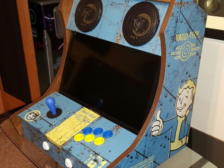 Elragadó Fallout árkád gépet készített két elvetemült rajongó - 2. kép