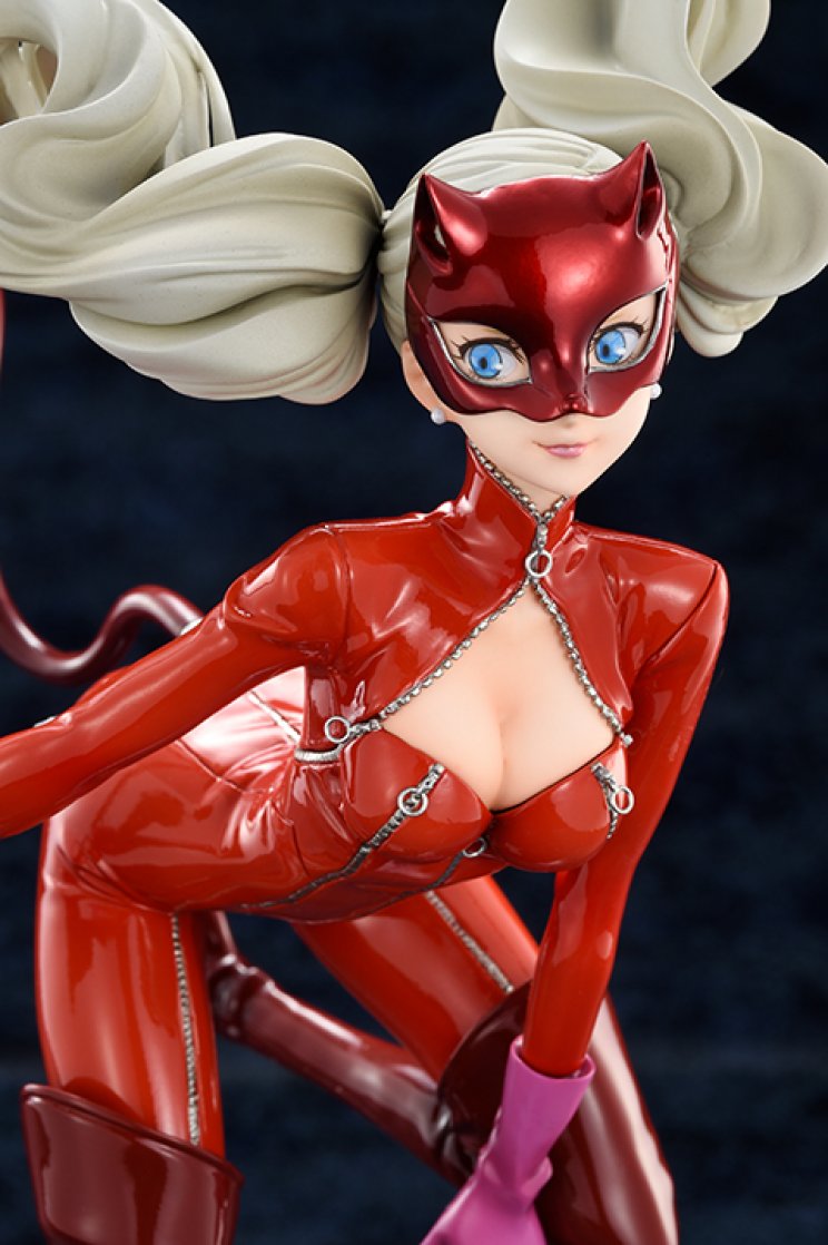 Ez a Persona 5 figura minden férfirajongó álma! - 2. kép