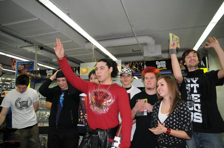Guitar Hero Metallica verseny a Duna Plázában - 2. kép