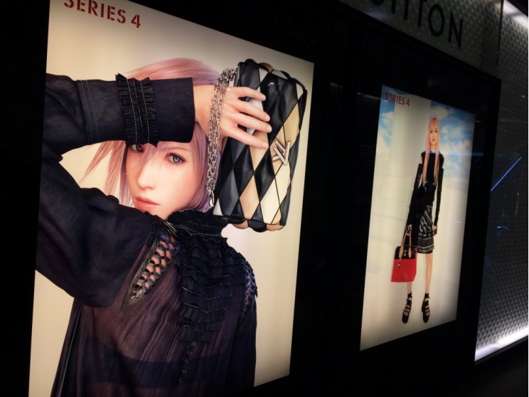 Így feszít a Final Fantasy XIII Lightningja a párizsi divatnegyedben - 6. kép