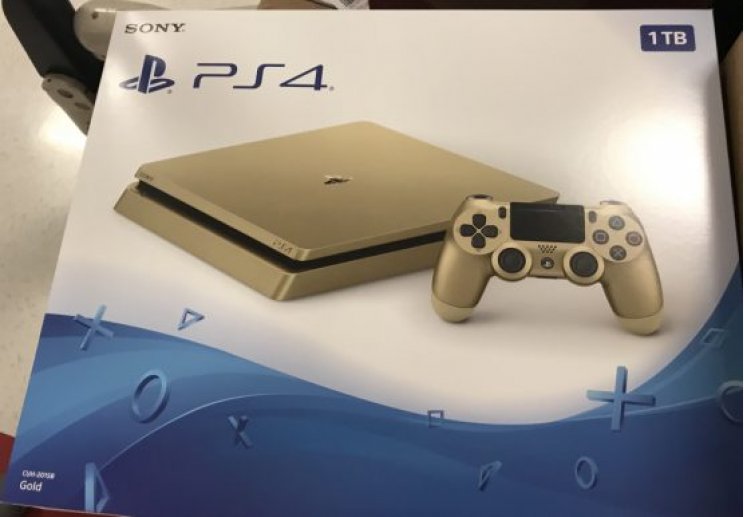Jön az aranyszínű PS4 Slim? - 2. kép