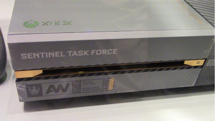 Képeken a Call of Duty: Advanced Warfare Limited Edition Xbox One - 6. kép