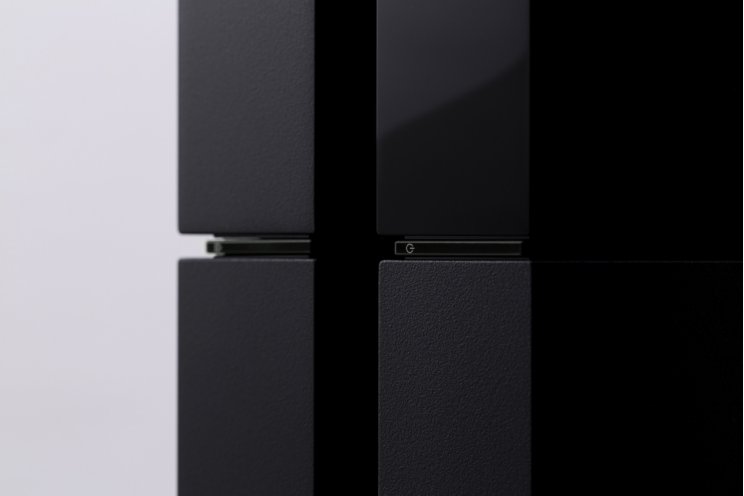 Képeken mutatkozik a PlayStation 4 - 7. kép