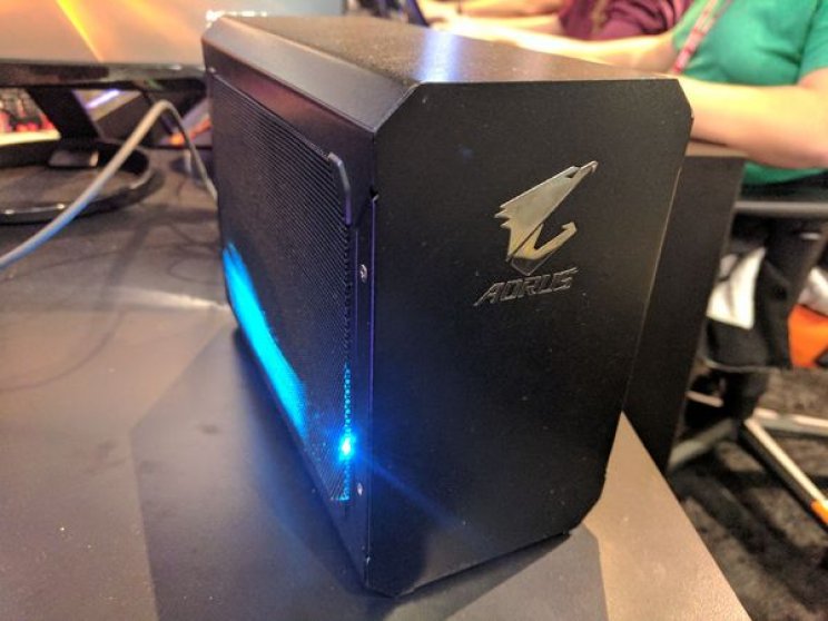 Külső VGA dokkolóval bővít a Gigabyte - 2. kép