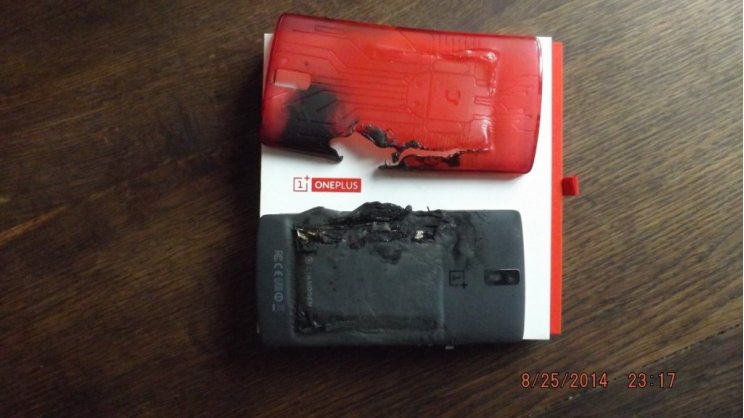 Nadrágzsebben gyulladt fel egy OnePlus One - 2. kép