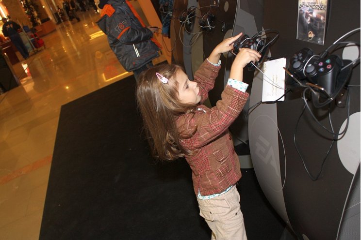 Need For Speed Undercover premier - 6. kép