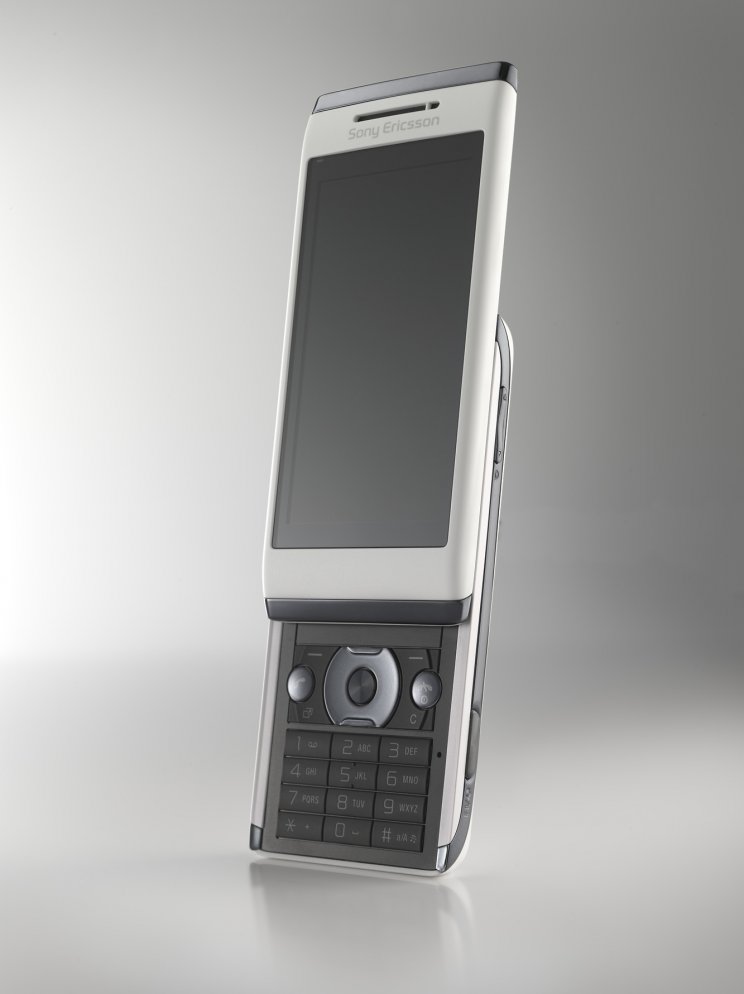 Október elején érkezik a Sony Ericsson Aino - 2. kép