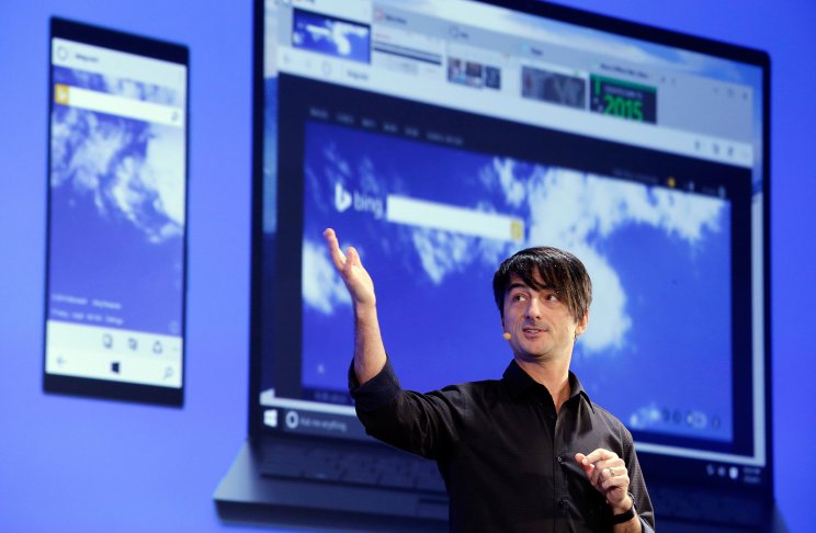 Zászlóshajó és különleges hibrid is érkezik idén a Microsoft műhelyéből - 2. kép