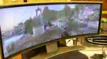 Domború Alienware óriásképernyő játékosoknak