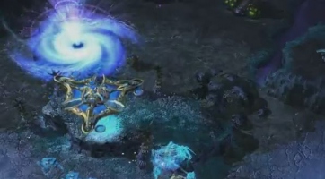 StarCraft II: Fél percnyi Protoss gameplay