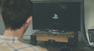 Videón a PlayStation 4 megújult kezelőfelülete