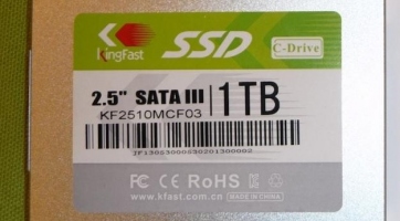 1 TB-os SSD-vel jelentkezett a KingFast