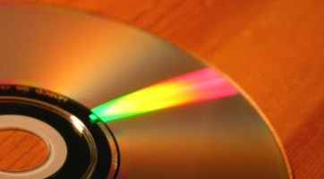200,000 DVD tárhelye egyetlen lemezen