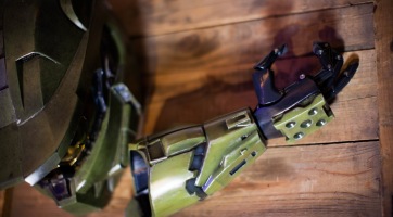A Halo és a LoL alapján készít robotkezeket a Limbitless Solutions
