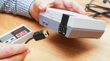 A nagy sikerre való tekintettel újra kapható lesz a NES Classic Mini