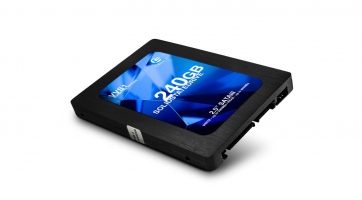 A Centon bemutatta új Diamond VVS1 SSD tárolóit